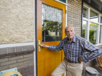 Karel Rombout (86) overleefd aanval van inbrekers Rechte Zandweg Dordrecht
