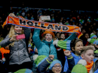 2200 kinderen genieten van het EK Shorttrack sportboulevard Dordrecht