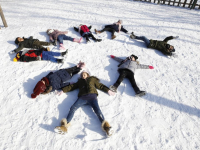 Sneeuwpret kinderen en leerkrachten Don Bosco School Dordrecht Tstolk