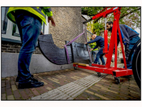 15042026-Eerste-bronzen-sculptuur-geplaatst-aan-gevel-museum-in-Museumstraat-Dordrecht-Stolkfotografie-003