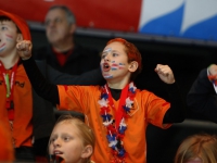 20152301-2200-kinderen-maken-sfeer-op-EK-shorttrack-Sportboulevard-Dordrecht-Tstolk_resize