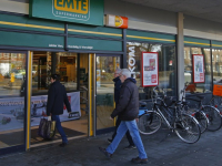 Jumbo koopt Emté en Coop over Krispijnseweg Dordrecht