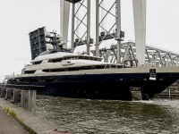 Nederlands Superjacht van €149.900.000 vaart in Oude Maas Dordrecht