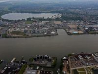 Luchtfoto's Dupont Chemours Dordrecht