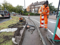 Extra asfalt voor nieuwe verkeerssituatie Rotonde Dordrecht