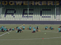 Laatste sprintjes en krachtoefeningen in stadion