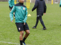 FC Dordrecht huurt aanvaller Tidjany Touré van Feyenoord