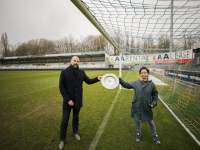 FC Dordrecht levert kampioensschaal in voor tentoonstelling I ♥ Dordt