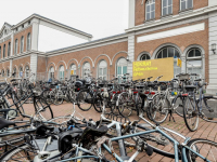 Fietsenstalling weer open, maar fietsers plaatsen fietsen niet in stalling