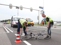 Fiester geschept door bestelwagen