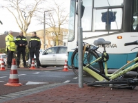 20161801-Fietsster-gewond-na-aanrijding-met-stadsbus-Dubbeldamseweg-Noord-Dordrecht-Tstolk-002