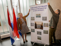 Finse Ambassadeur opent tentoonstelling Stadskantoor Dordrecht