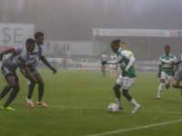 FC Dordrecht speelt in mistige omstandigheden gelijk tegen Telstar