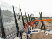 Geluidsscherm langs A16 krijgt steeds meer vorm Dordrecht