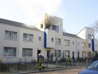 20161703 Gewonde bij woningbrand Almondestraat Dordrecht Tstolk 003