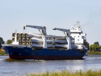 gigantische windmolenwieken op transport Dordrecht