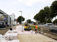 Goed verlicht nieuw fietspad Laan vd Naties Dordrecht