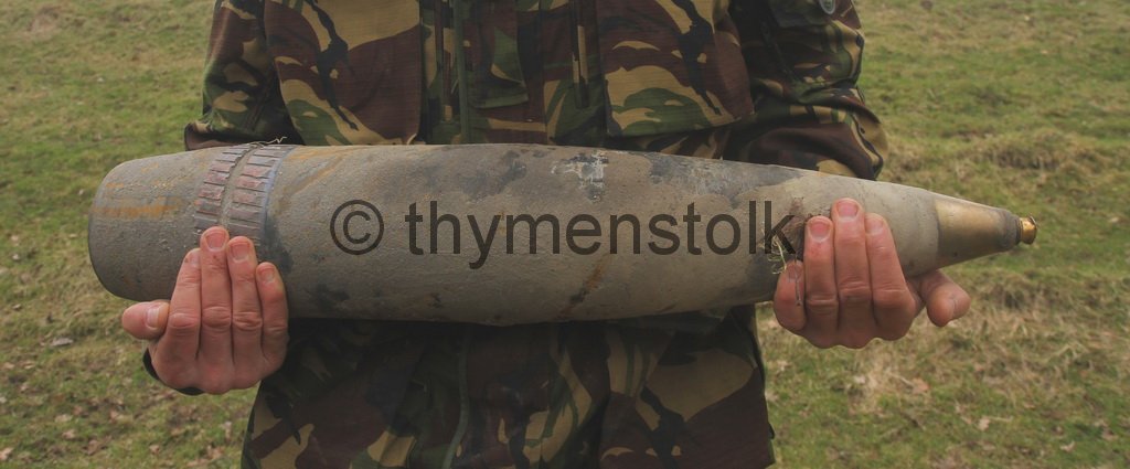 Granaat uit de WO2 gevonden in Dordrecht - Thymen Stolk Fotograaf