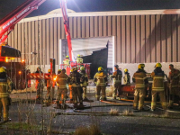 Bedrijfsloods met oldtimers in brand Daltonstraat Dordrecht