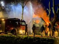 Grote brand verwoest woning Kilweg Dordrecht