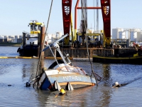20141012-Bergen-van-werkschip-begonnen-Dordrecht-Tstolk-002_resize
