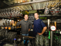 Alex Verburg en collega bij Post Restaurant Dordrecht