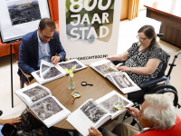 Start senioren-boekenproject Boek Dordrecht en drechtsteden vanuit de Wolken Spectrum Dordrecht