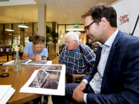 Start senioren-boekenproject Boek Dordrecht en drechtsteden vanuit de Wolken Spectrum Dordrecht