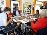 Start senioren-boekenproject Boek Dordrecht en drechtsteden vanuit de Wolken Spectrum Dordrecht