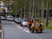 Nieuwe belijning aangelegd op Merwedestraat Dordrecht