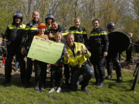 Sponsorloop en demonstaties politie Het Kristal Dordrecht