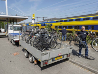 Honderden fietsen weggehaald achter Centraal Station