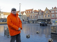 Zwieren op de Kerstijsbaan-ijsmeester