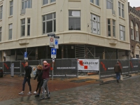 20161411 Pand wordt weer gestript Visstraat Dordrecht Tstolk