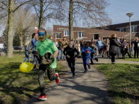 Sponsorloop voor vluchtelingen Oekranie John F Kennedyschool Zuidendijk Dordrecht