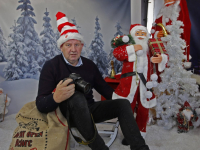 Woonkamer omgebouwd tot kerststudio