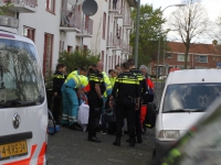 20171004 Kind van anderhalf jaar oud valt uit raam Prinses Irenestraat Dordrecht Tstolk