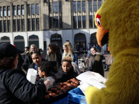 Gratis kippenpoten proeven tijdens openingsactie Kippie