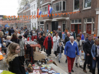 20182704-Vrijmarkt-Kloostertuin-Koningsdag-Dordrecht-2018-Tstolk-002