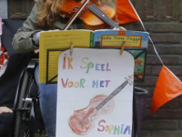 20182704-Vrijmarkt-Kloostertuin-Koningsdag-Dordrecht-2018-Tstolk