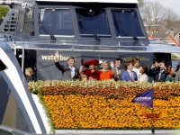 20152704-Koningsdag-in-nieuwe-stijl-groot-succes-Groothoofd-Dordrecht-Tstolk-003