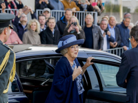 Prinses Beatrix opent Prins Clausbrug Dordrecht