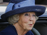 Prinses Beatrix opent Prins Clausbrug Dordrecht