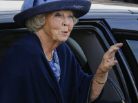 Prinses Beatrix opent Prins Clausbrug Dordrecht
