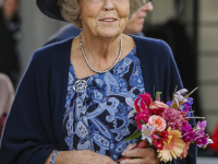 Prinses Beatrix opent Prins Clausbrug Dordrecht