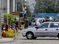 Korps Mariniers oefenen op Dordtse Kil III Spinel Dordrecht