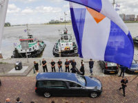 Eerbetoon en laatste groet aan oud directeur Leen Muller Merwekade Dordrecht