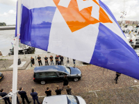 Eerbetoon en laatste groet aan oud directeur Leen Muller Merwekade Dordrecht