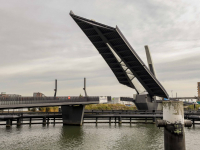 Bijna open voor voetgangers en fietsers Prins Clausbrug Dordrecht