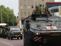 Militairen schieten op het Statenplein Dordrecht